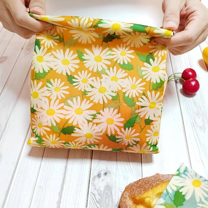 Eco-Friendly Beeswax Food Bags - 3 Sizes - Pack of 6 - Reusable Food Storage Bags for Packing Vegetables, Fruits, Snacks, Bread, Sandwiches