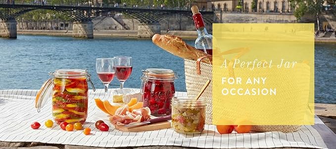 Le Parfait Super Jar, Canning Jars, 500mL French Glass Canning Jar w/Round Body, Glass Jars With Airtight Lid, Canning Jars Wide Mouth, Glass Jar w/Lid, Clear Jars, Clear Glass Jars (16oz/Pint, 4 pk)