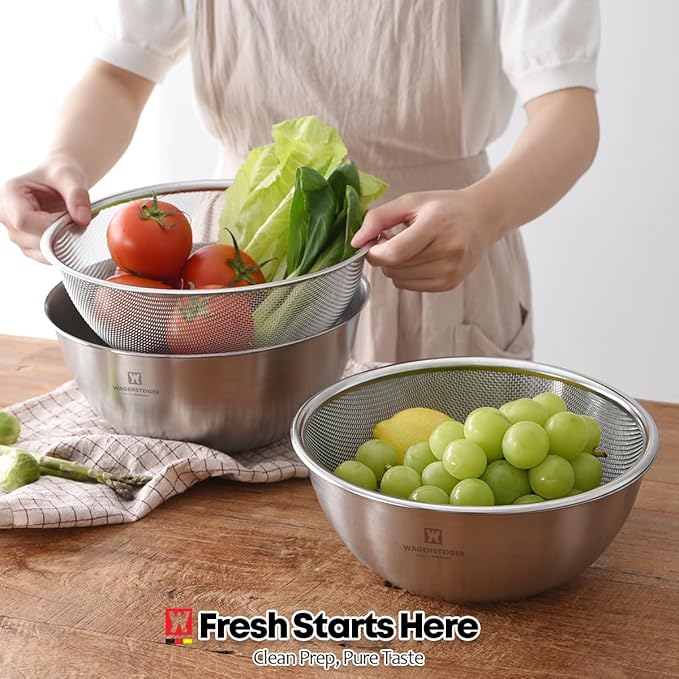 Stainless Steel Mixing Bowl and 3-Legged Colander Set, Multipurpose Kitchen Basket with Fine Mesh Colander, Salad Mixing Bowl with Strainer, Rinsing Vegetables & Fruits (24cm / 9.45")
