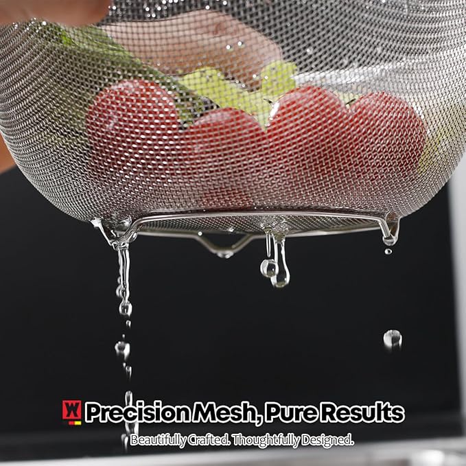 Stainless Steel Mixing Bowl and 3-Legged Colander Set, Multipurpose Kitchen Basket with Fine Mesh Colander, Salad Mixing Bowl with Strainer, Rinsing Vegetables & Fruits (24cm / 9.45")