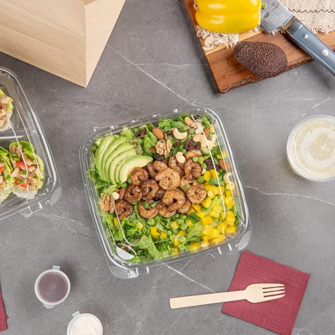 Restaurantware Thermo Tek 45.7 Ounce Clamshell Containers 100 Anti-Fog To Go Food Containers - Freezable Rectangle Clear Plastic Food Packaging Containers Disposable