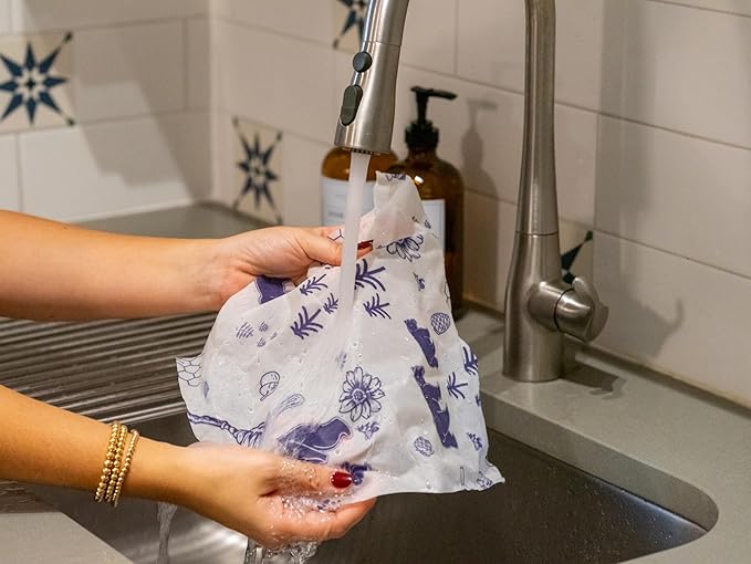 PURE & SUSTAINABLE COMPANY Beeswax Food Wraps – 3-Pack Reusable Organic Cotton Wraps – Washable, Plastic-Free, Eco-Friendly Food Storage – Cute Bear Pattern – (8x8, 11x11, 14x14)