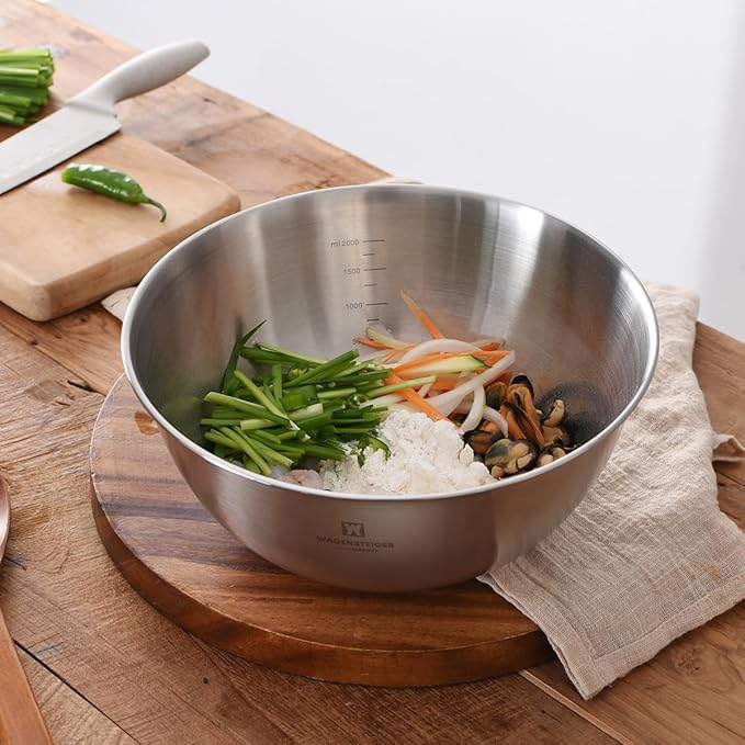 Stainless Steel Mixing Bowl and 3-Legged Colander Set, Multipurpose Kitchen Basket with Fine Mesh Colander, Salad Mixing Bowl with Strainer, Rinsing Vegetables & Fruits (22cm / 8.66")