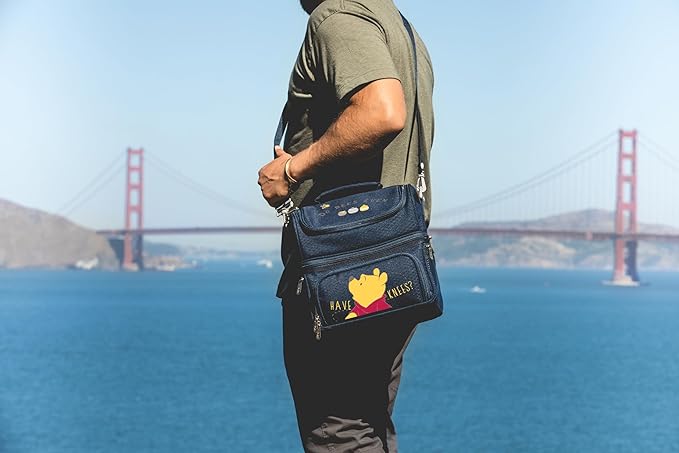 PICNIC TIME Disney Winnie the Pooh Pranzo Lunch Bag, Insulated Lunch Box with Picnic Set, Lunch Cooler Bag, (Navy Blue)