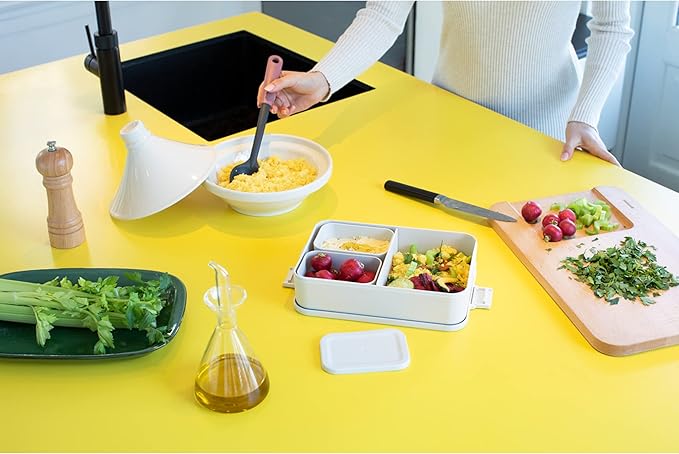 Brabantia Make & Take Bento Lunch Box (Light Gray) 2 Compartments & Lidded Pot, Lift-Out Tray Divider, BPA-Free, Airtight Snap Locks, Microwave & Freezer Safe, Travel Meal Prep Container