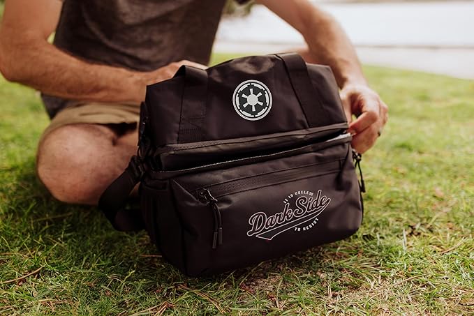 PICNIC TIME Star Wars Darth Vader Tarana Insulated Lunch Bag Made from Recycled Material, Lunch Box with Picnic Set, Upcycled Lunch Cooler Bag, (Carbon Black)