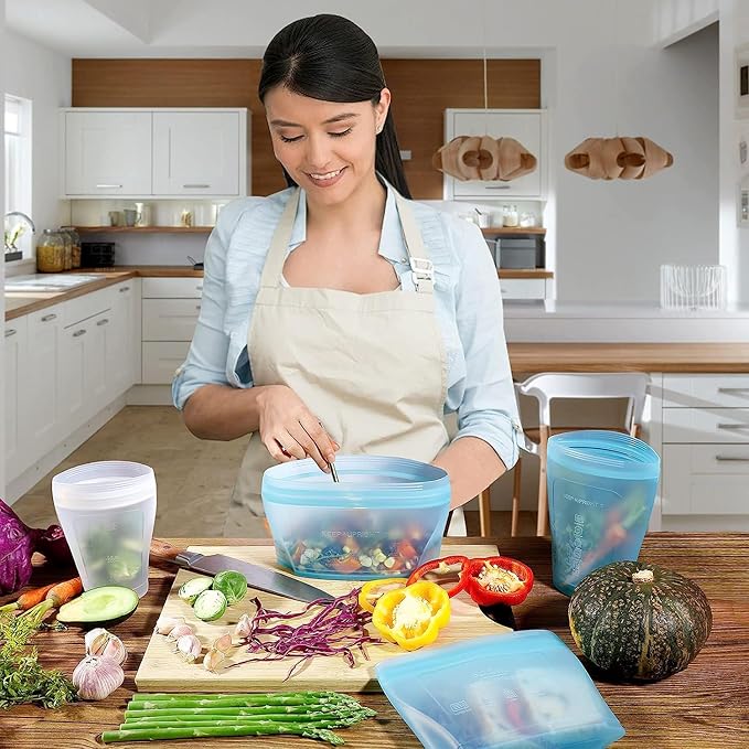Reusable food container, silicone bag, 6 Pcs Zip Containers Can be used for fruit and vegetable snacks, etc. Microwave Dishwasher and Freezer Usable (blue)…