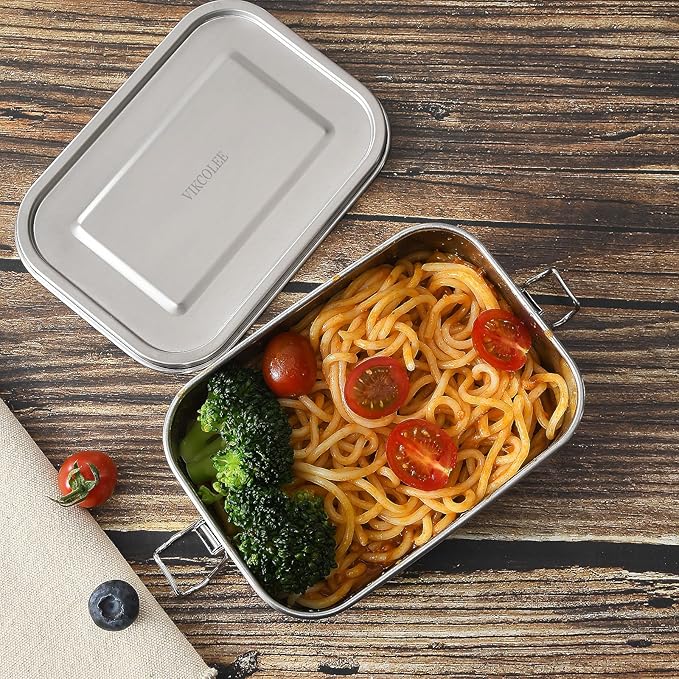 Stainless Steel Bento Box, Metal Lunch Food Container, 800ML Bento Lunch Box for Kids or Adults with Lockable Clips to Leak Proof - BPA-Free - Dishwasher Safe