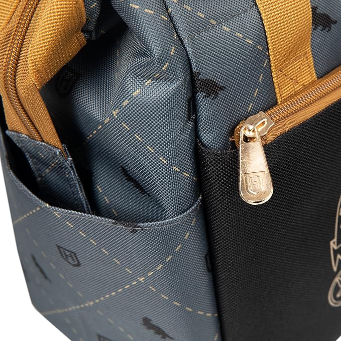 PICNIC TIME Harry Potter Hufflepuff On The Go Lunch Cooler, Soft Cooler Lunch Box, Insulated Lunch Bag, (Black with Yellow Accents)