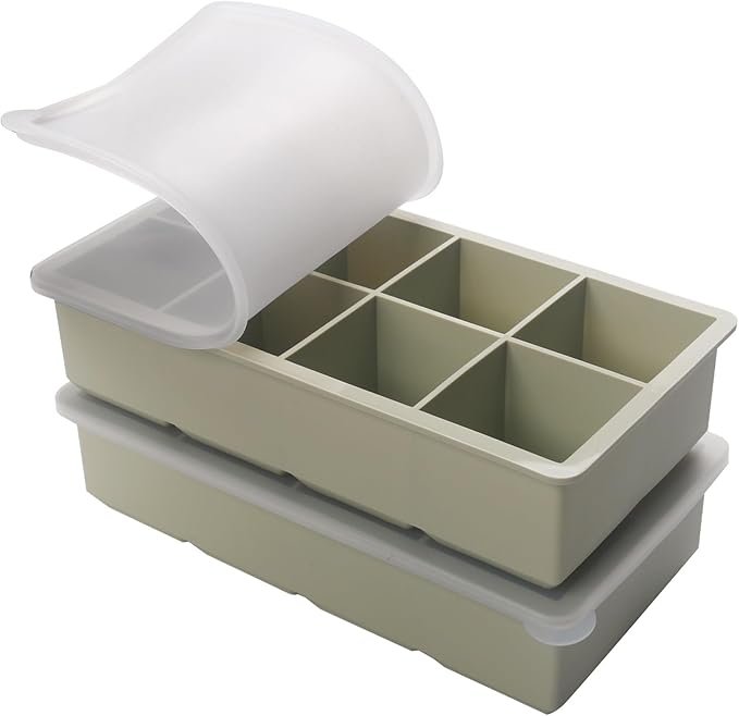 1/2 Cup Silicone Freezer Tray With Lid - Silicone Freezer Molds 2-Pack For meal prep & freezing of various sauces and other dishes, makes 16 perfect 1/2 cup portions cubes（Green 2 Pack）