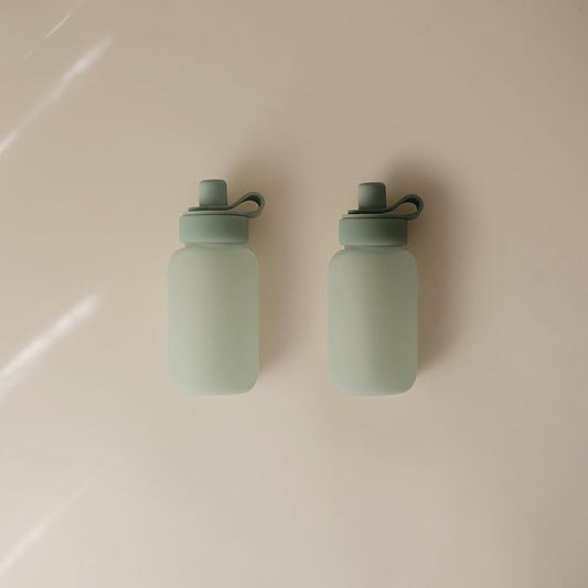 mushie Silicone Puree Pouch 2-Pack | 5 oz Reusable Baby Food Pouches (Cambridge Blue)