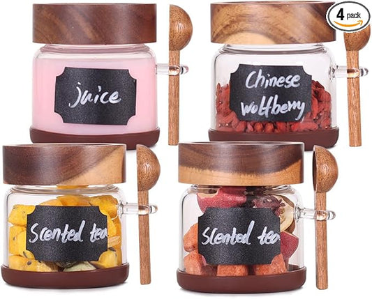 SAIOOL High Bprosilicate Glass 4 Pack Spice Jars with Label and Spoons,Overnight Oats Containers with Acacia Airtight Lids,Glass Food Storage Jars, Coffee Bar (Acacia 8.6 OZ*4)
