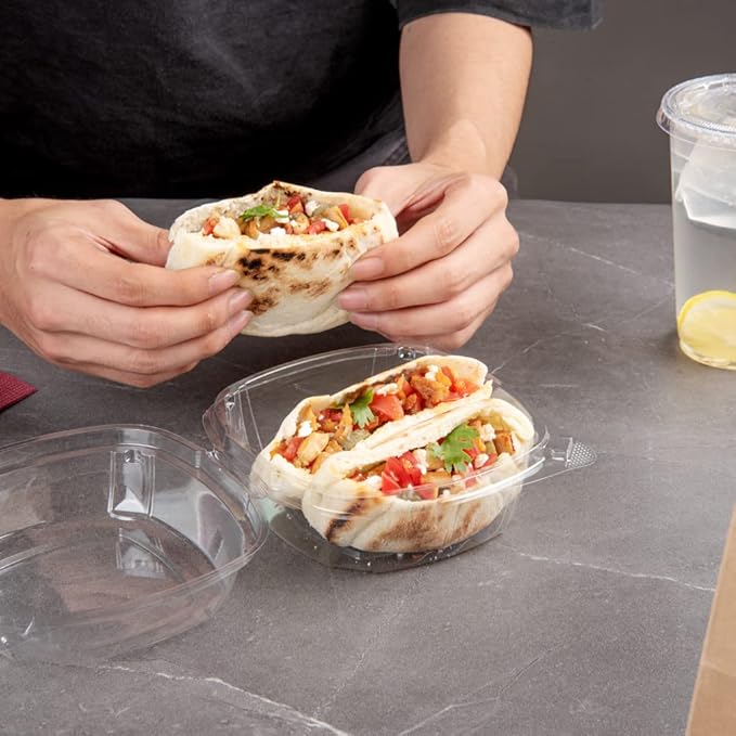Restaurantware Thermo Tek 18.6 Ounce Clamshell Containers 100 Anti-Fog To Go Food Containers - Freezable Rectangle Clear Plastic Food Packaging Containers Disposable