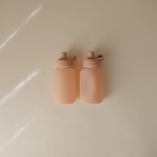 mushie Silicone Puree Pouch 2-Pack | 5 oz Reusable Baby Food Pouches (Blush)