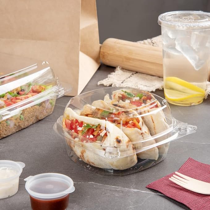 Restaurantware Thermo Tek 18.6 Ounce Clamshell Containers 100 Anti-Fog To Go Food Containers - Freezable Rectangle Clear Plastic Food Packaging Containers Disposable
