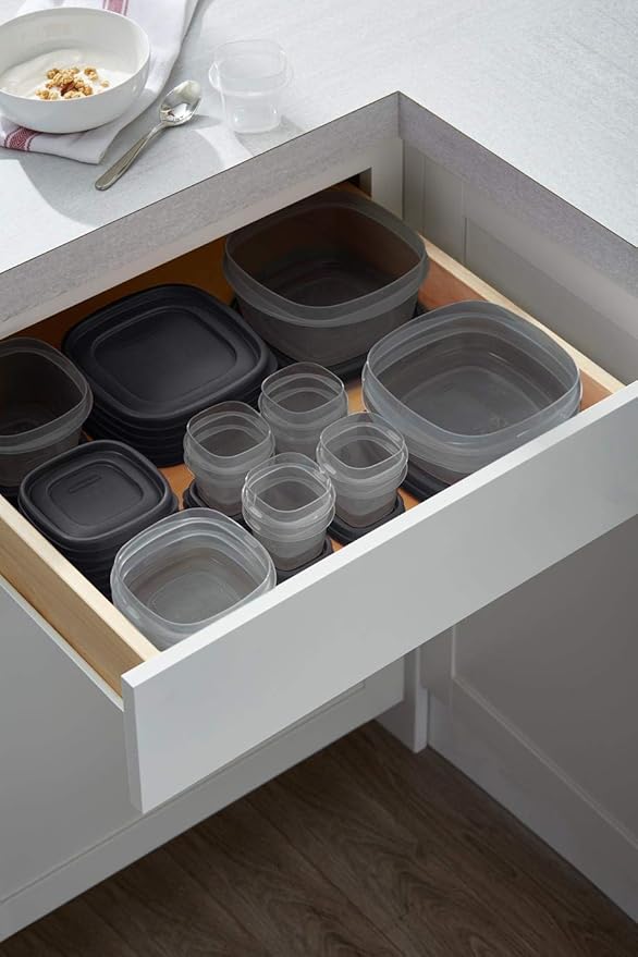 Rubbermaid EasyFindLids Food Storage Containers with SilverShield Antimicrobial Protection, 42-Piece Set, BPA-Free, Grey