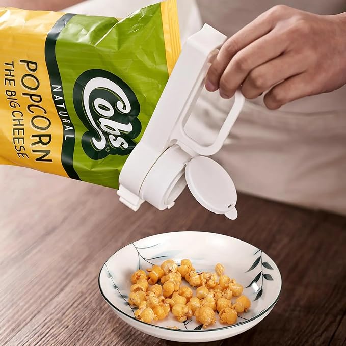Food Bag Sealing Clips with Pour Spout - 3 Pack Airtight Storage Clamps for Cereal/Dog Food/Flour/Snacks, Reusable Bag Sealers for Pantry & Kitchen (S/M/L)