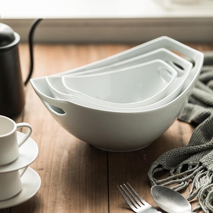 Gomakren Serving Bowls with Handles, Serving Dishes, Porcelain Salad Bowls Mixing Bowl for Entertaining, Nesting Bowl Set of 3, Microwave Dishwasher Safe, 15/28/47 oz, White