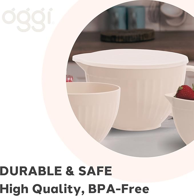 Oggi Set of 3 Mixing Bowls with Pour Spout - Nested Plastic Bowls for Kitchen, Durable Mixing Bowls with Lids Set, BPA-Free Plastic Bowls with Lids - 0.5, 1, 2 Qt
