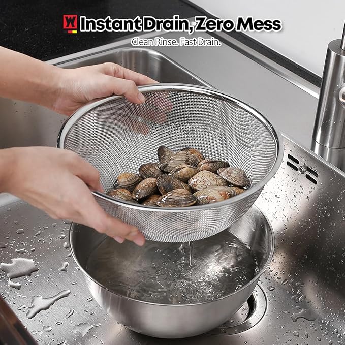 Stainless Steel Mixing Bowl and 3-Legged Colander Set, Multipurpose Kitchen Basket with Fine Mesh Colander, Salad Mixing Bowl with Strainer, Rinsing Vegetables & Fruits (22cm / 8.66")