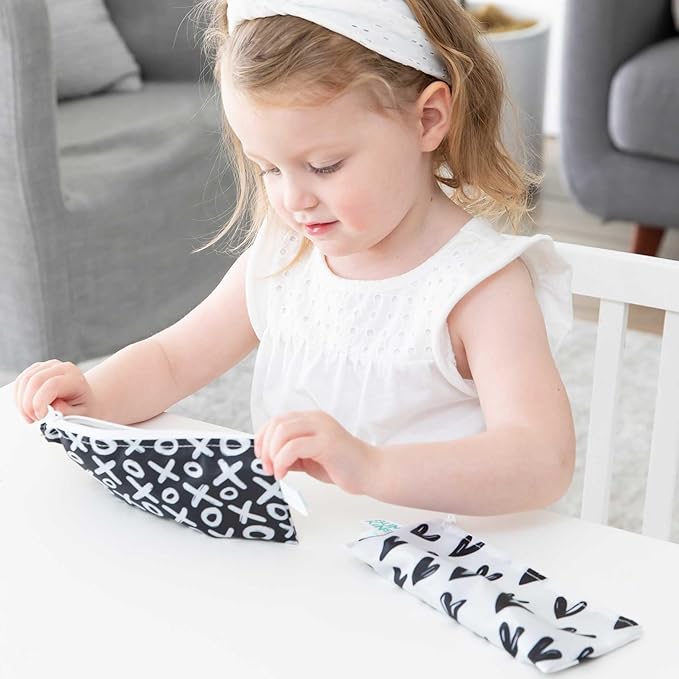 Bumkins Snack & Sandwich Bags, Black Hearts