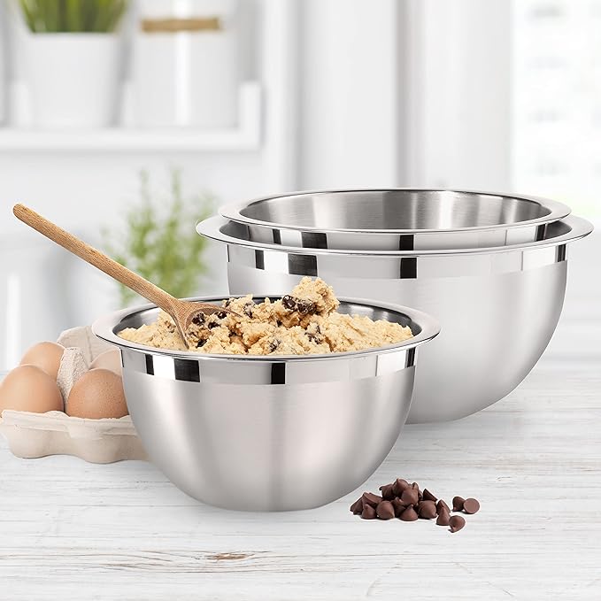 Oggi 3-Quart Two-Tone Stainless Steel Mixing Bowl, Great for Mixing, Making Dough, Dressing Salads, Mixing Eggs, Washing Vegetables