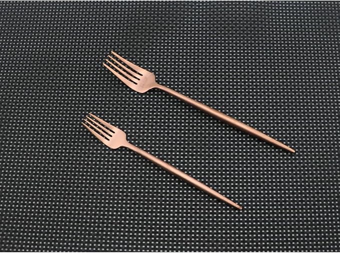 Flatware Set for 4, Luxury 20 Pieces Rose Gold Plated Copper Color 18/10 Stainless Steel Silverware Flatware Sets Spoons Knives and Forks Set, Service for 4