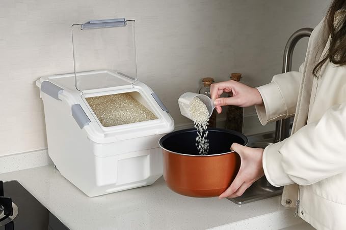 Grain Storage Container 20 lb (10 Liter) with Wheels Seal Locking Lid PP(Pack-2)