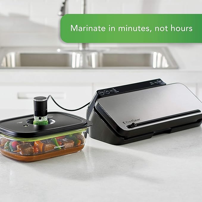 FoodSaver 2129973 Preserve & Marinate 10 Cup Vacuum Seal -Container for Quick Marinating or Freezer and Pantry Storage