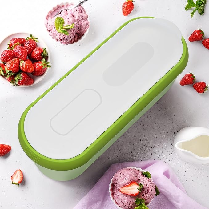 Patelai 2 Pieces Ice Cream Storage Containers with Lids and Non Slip Base Set 2.5 Quarts Ice Cream Tubs Reusable Homemade Ice Cream Container for Freezer (Green and Purple)