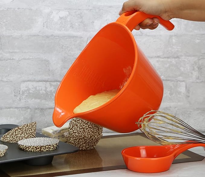 Reston Lloyd, Batter Bowl With Pour Spout, Non-Slip Base, Erogonomic Space Saving Detachable Handle, 2 QT Heavy Duty BPA-Free Microwave & Dishwasher Safe, Orange